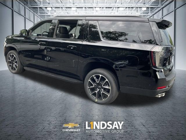 2026 Chevrolet Suburban RST - Photo 6