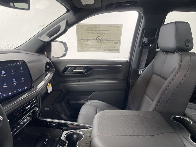 2025 Chevrolet Suburban RST
