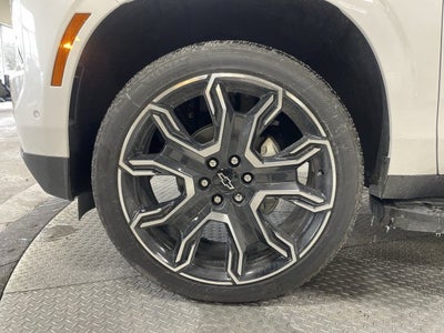 2025 Chevrolet Suburban RST