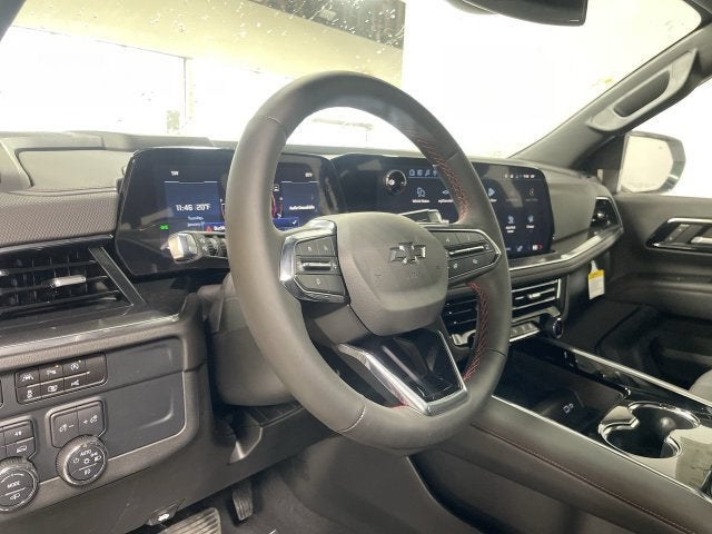 2025 Chevrolet Suburban RST