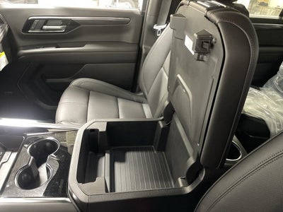 2025 Chevrolet Suburban RST