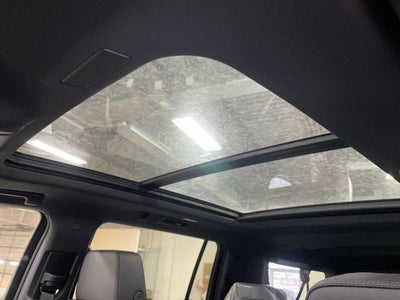 2025 Chevrolet Suburban RST