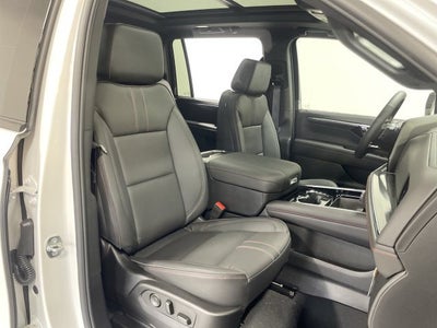 2025 Chevrolet Suburban RST