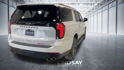 2025 Chevrolet Suburban RST