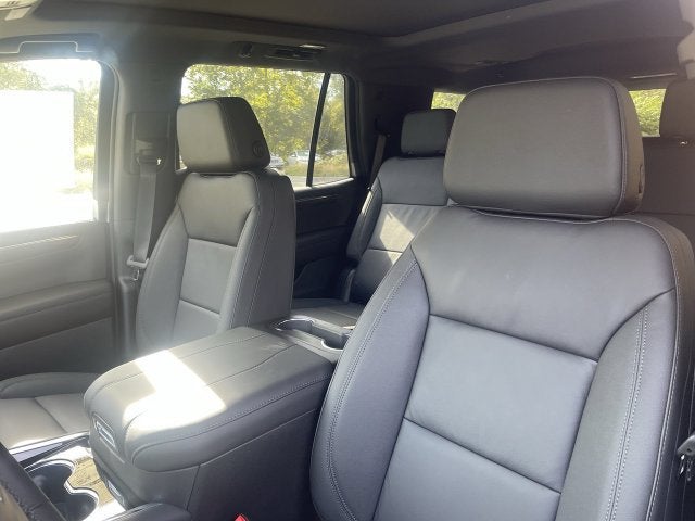 2027 Chevrolet Tahoe Z71 - Photo 11