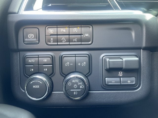 2027 Chevrolet Tahoe Z71 - Photo 20