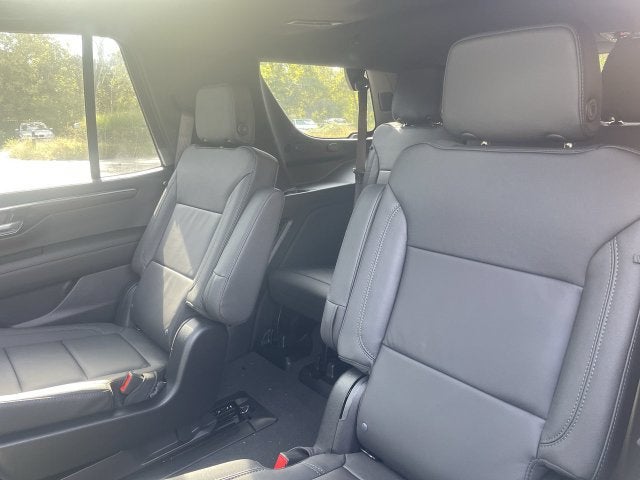 2027 Chevrolet Tahoe Z71 - Photo 23