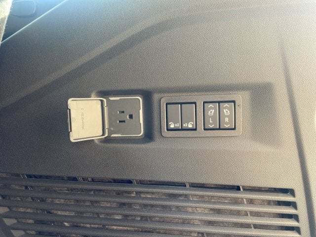2027 Chevrolet Tahoe Z71 - Photo 26