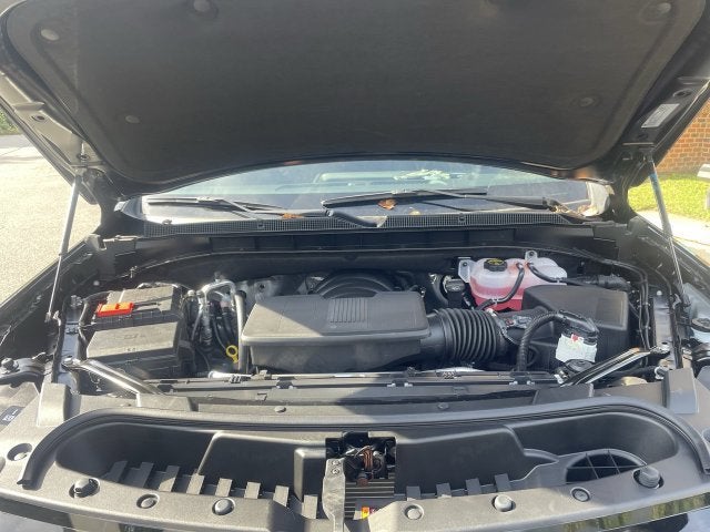 2027 Chevrolet Tahoe Z71 - Photo 28