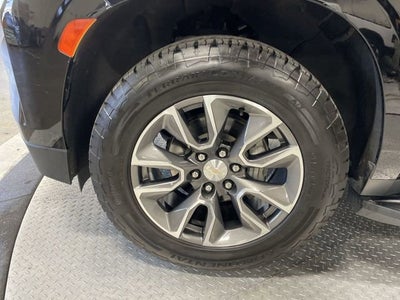 2023 Chevrolet Suburban LS