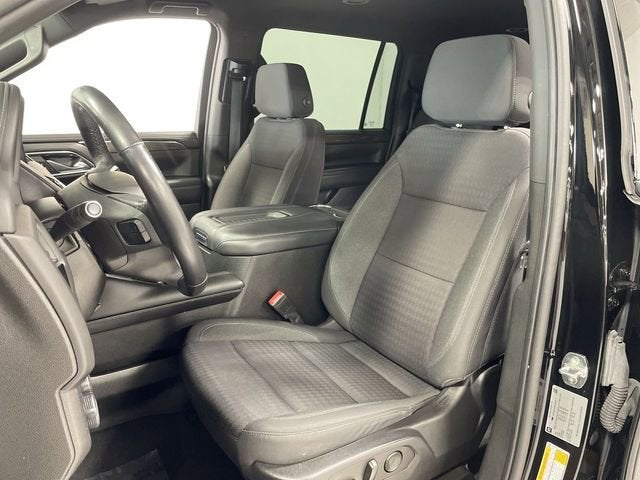 2023 Chevrolet Suburban LS