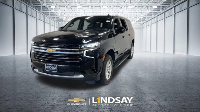 2024 Chevrolet Suburban LT