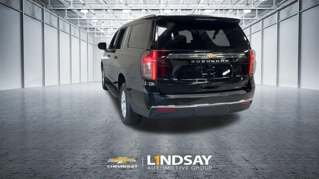 2024 Chevrolet Suburban LT