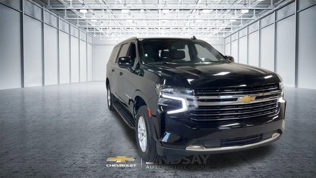 2024 Chevrolet Suburban LT