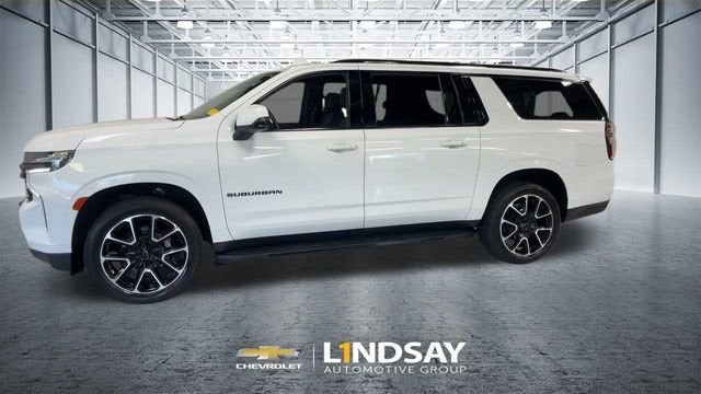 2023 Chevrolet Suburban RST