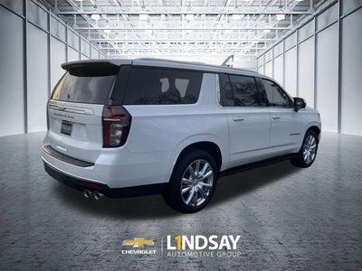2023 Chevrolet Suburban High Country