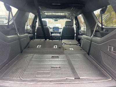 2023 Chevrolet Suburban High Country