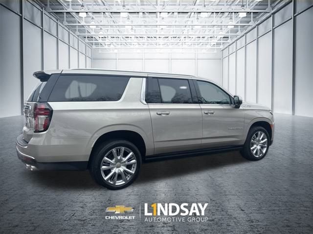 2023 Chevrolet Suburban High Country