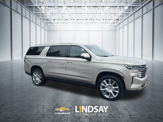 2023 Chevrolet Suburban High Country