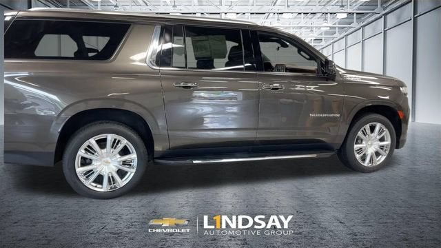 2021 Chevrolet Suburban High Country