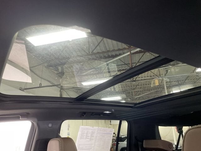 2021 Chevrolet Suburban High Country
