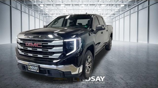 2023 GMC Sierra 1500 SLE