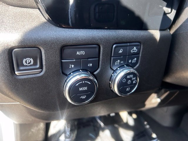 2025 GMC Sierra 1500 SLT - Photo 21