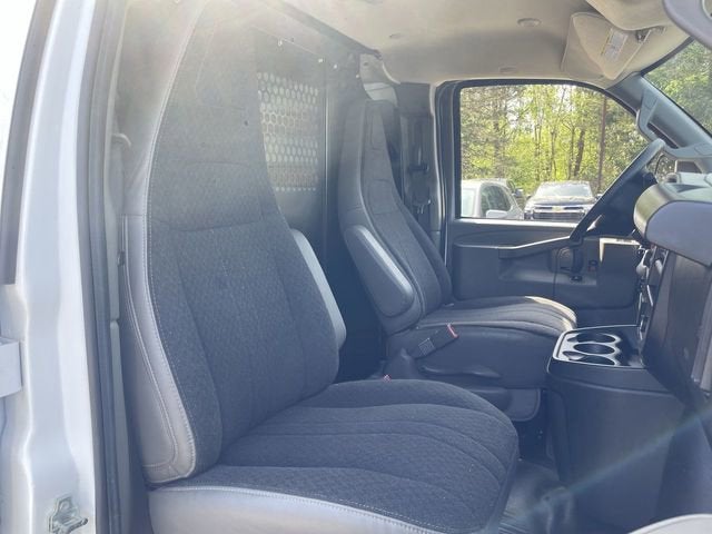 2024 GMC Savana Cargo 2500 Work Van