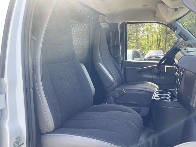 2024 GMC Savana Cargo 2500 Work Van
