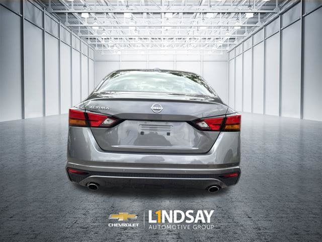 2025 Nissan Altima SV FWD