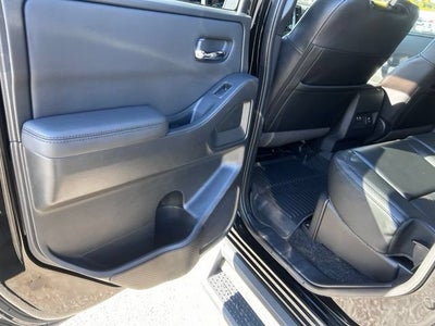 2022 Nissan Frontier Crew Cab PRO-4X 4x4