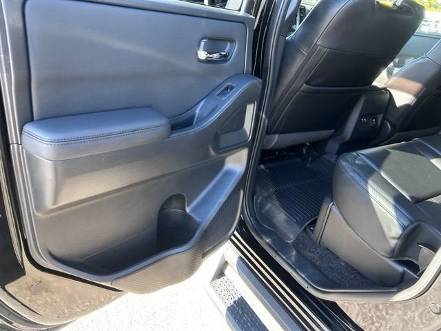 2022 Nissan Frontier Crew Cab PRO-4X 4x4
