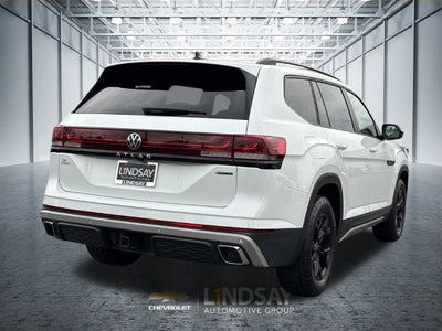 2024 Volkswagen Atlas 2.0T Peak Edition SE w/Technology