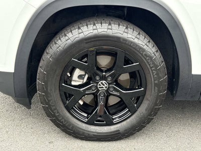 2024 Volkswagen Atlas 2.0T Peak Edition SE w/Technology