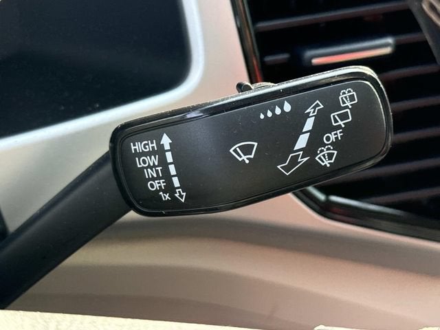 2023 Volkswagen Atlas 2.0T SE w/Technology