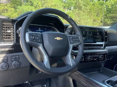 2025 Chevrolet Silverado 3500 HD LTZ
