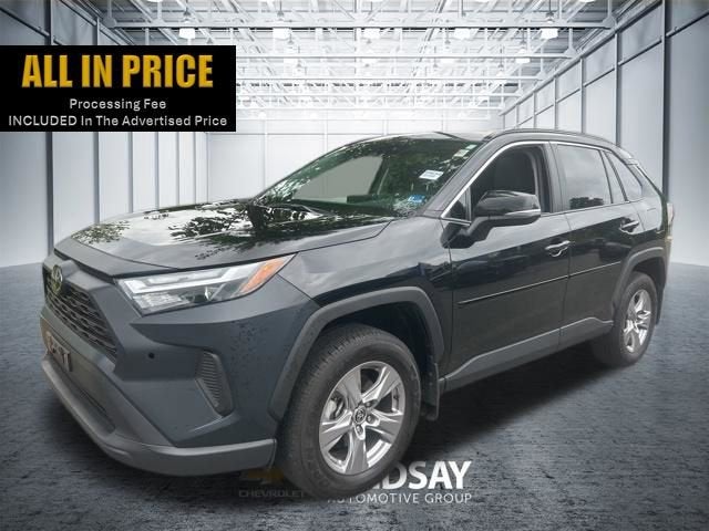 2025 Toyota RAV4 XLE AWD's photo