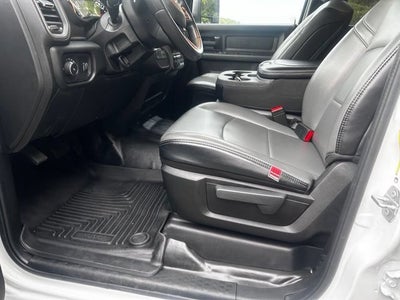 2023 RAM 3500 Tradesman Crew Cab 4x4 8' Box