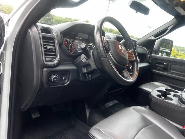 2023 RAM 3500 Tradesman Crew Cab 4x4 8' Box