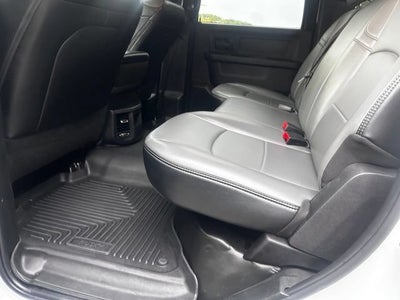 2023 RAM 3500 Tradesman Crew Cab 4x4 8' Box