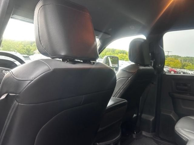 2023 RAM 3500 Tradesman Crew Cab 4x4 8' Box
