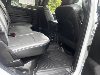 2023 RAM 3500 Tradesman Crew Cab 4x4 8' Box
