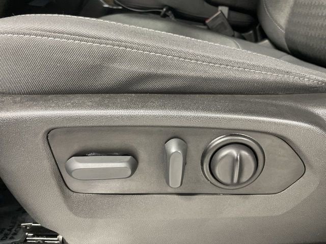 2022 Chevrolet Silverado 1500 LTD LT (2FL)