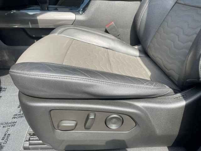 2022 Chevrolet Silverado 1500 ZR2 - Photo 12