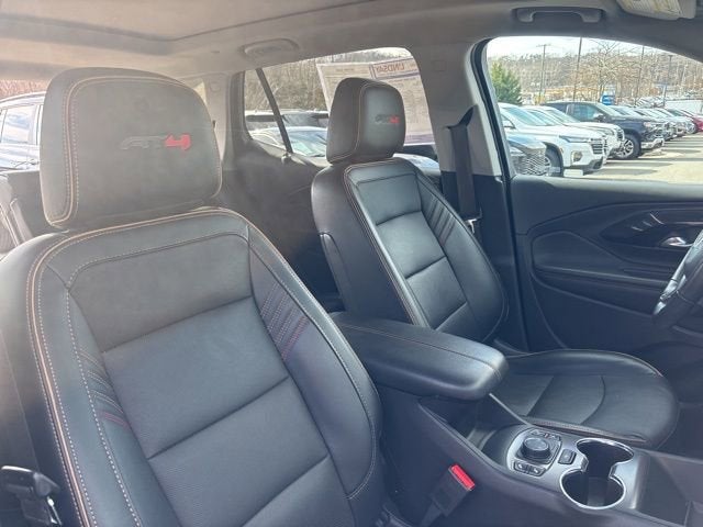 2022 GMC Terrain AT4