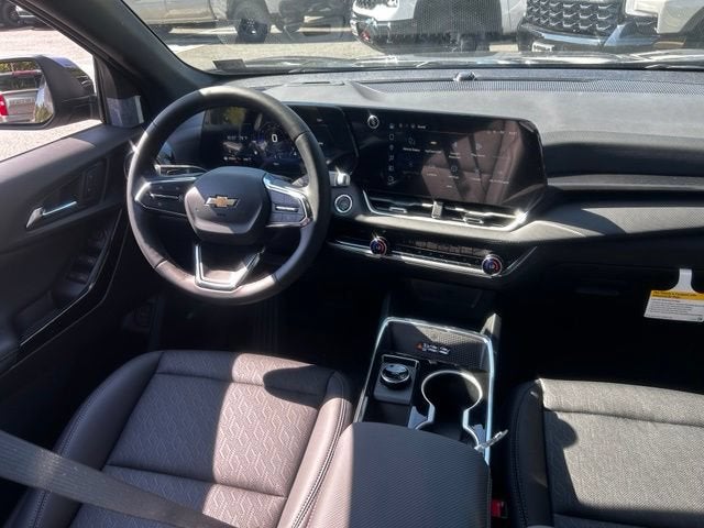 2027 Chevrolet Equinox LT - Photo 21