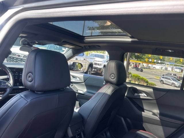 2027 Chevrolet Equinox RS - Photo 14