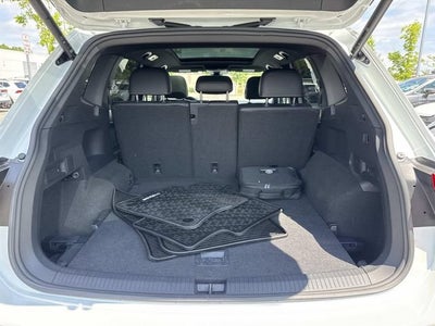 2024 Volkswagen Tiguan 2.0T SEL R-Line