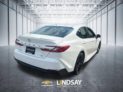 2025 Toyota Camry SE