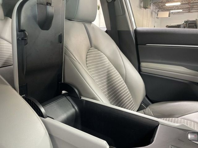 2023 Toyota Camry SE AWD